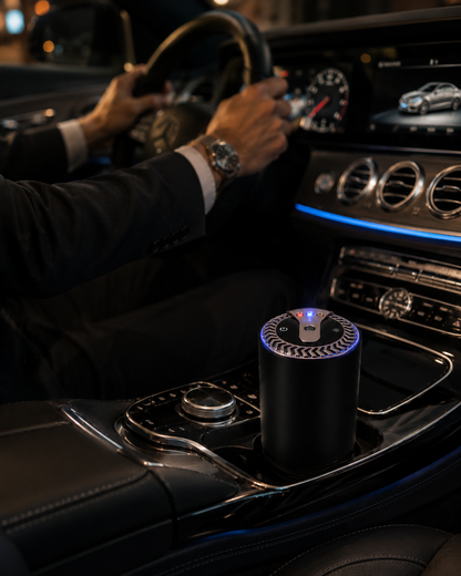 Diffuseur AIR Nova CarVizion installé dans un habitacle de voiture